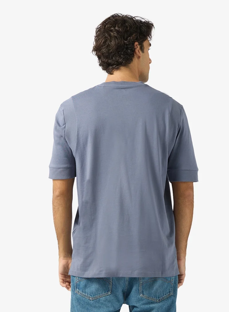 جس تيشيرت ريوتا بياقة دائرية